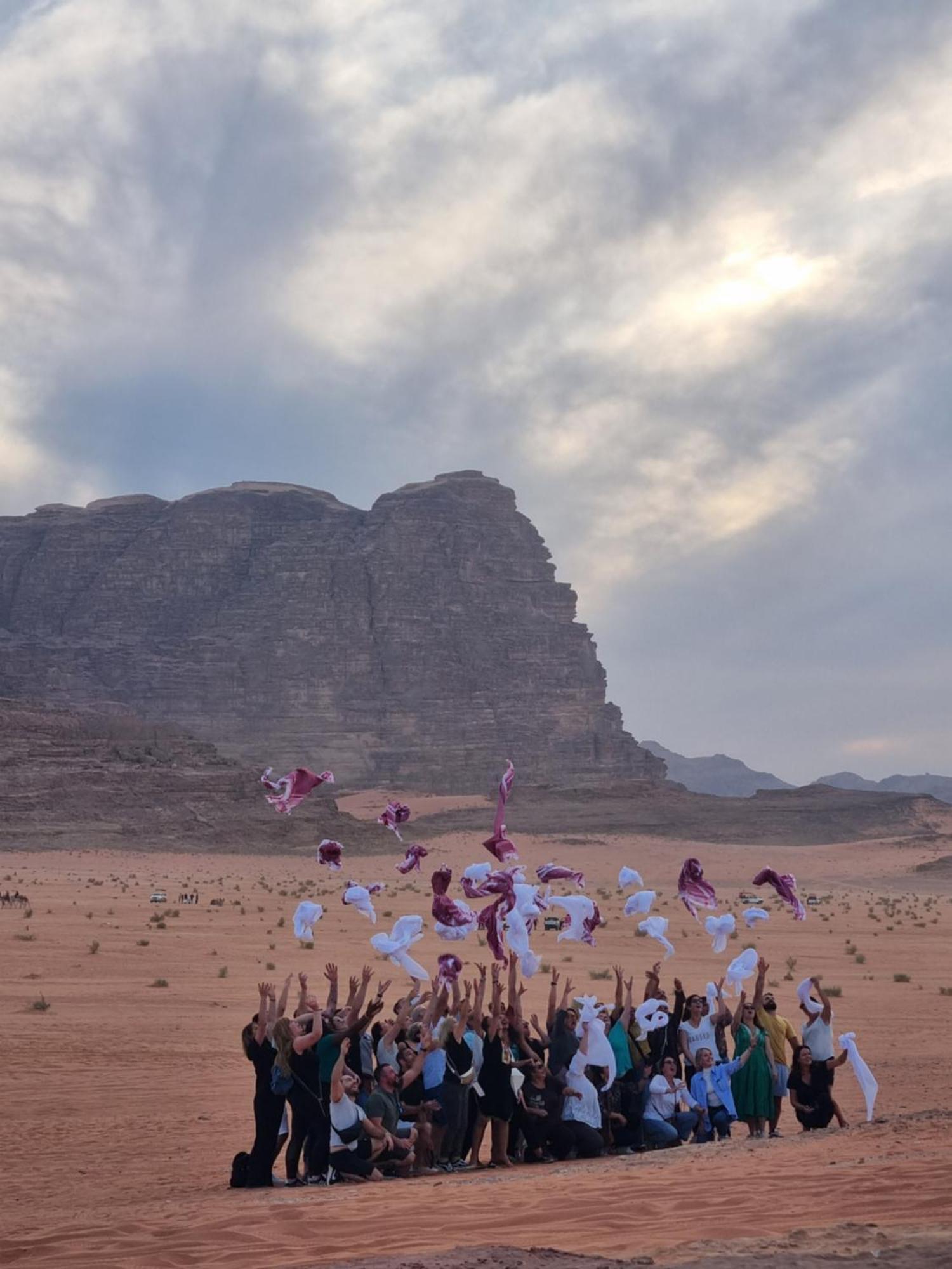 Desert Knights Camp Wadi Rum Exterior foto